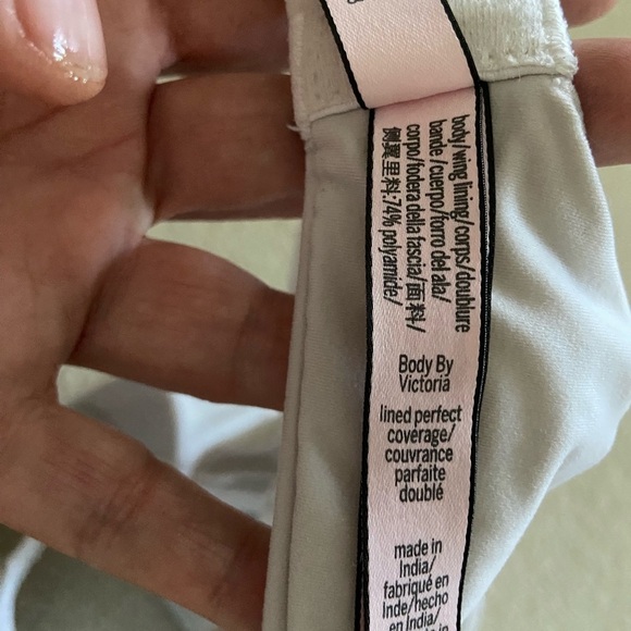 Victoria’s Secret Body by Victoria perfect fully covered size 36C in light gray - Picture 4 of 5